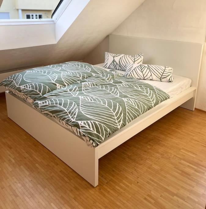 Schicke Helle Galeriewohnung